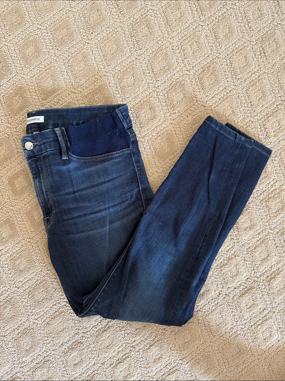 Good American Maternity Skinny Jean